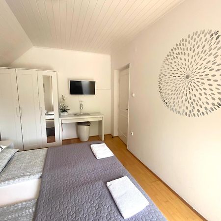 Do-Ti Apartmanhaz Balatonlelle Exteriör bild
