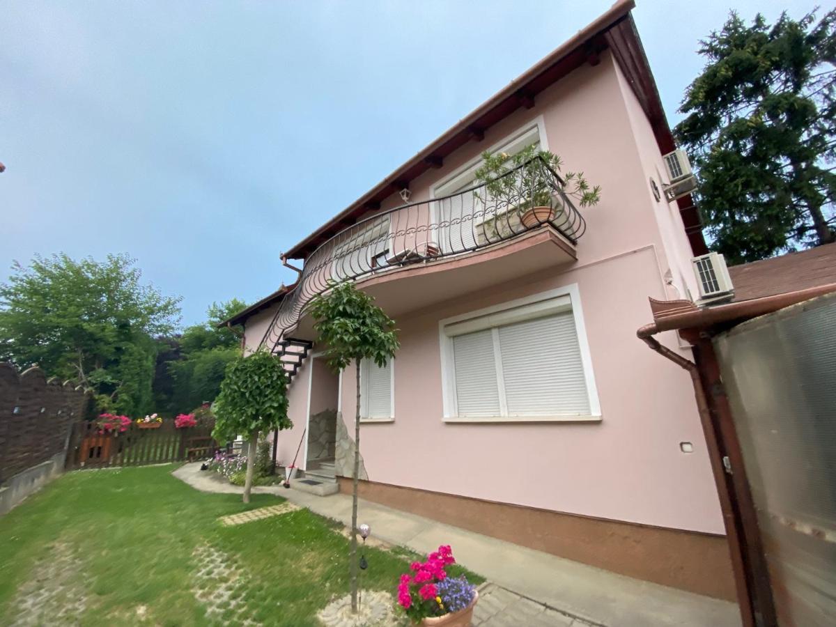 Do-Ti Apartmanhaz Balatonlelle Exteriör bild