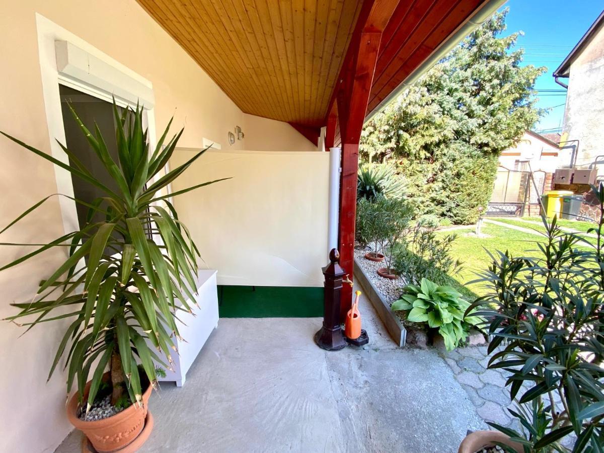 Do-Ti Apartmanhaz Balatonlelle Exteriör bild
