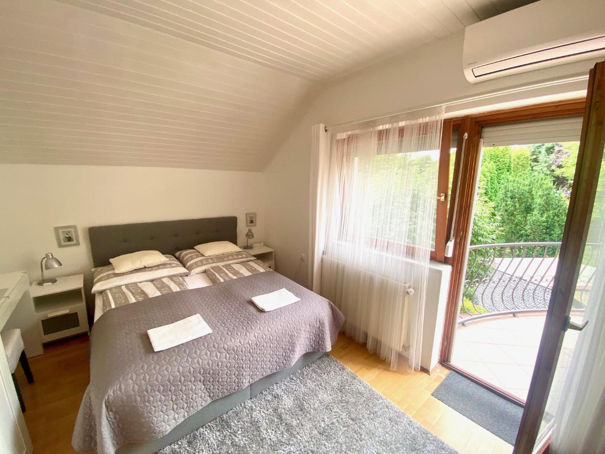 Do-Ti Apartmanhaz Balatonlelle Exteriör bild