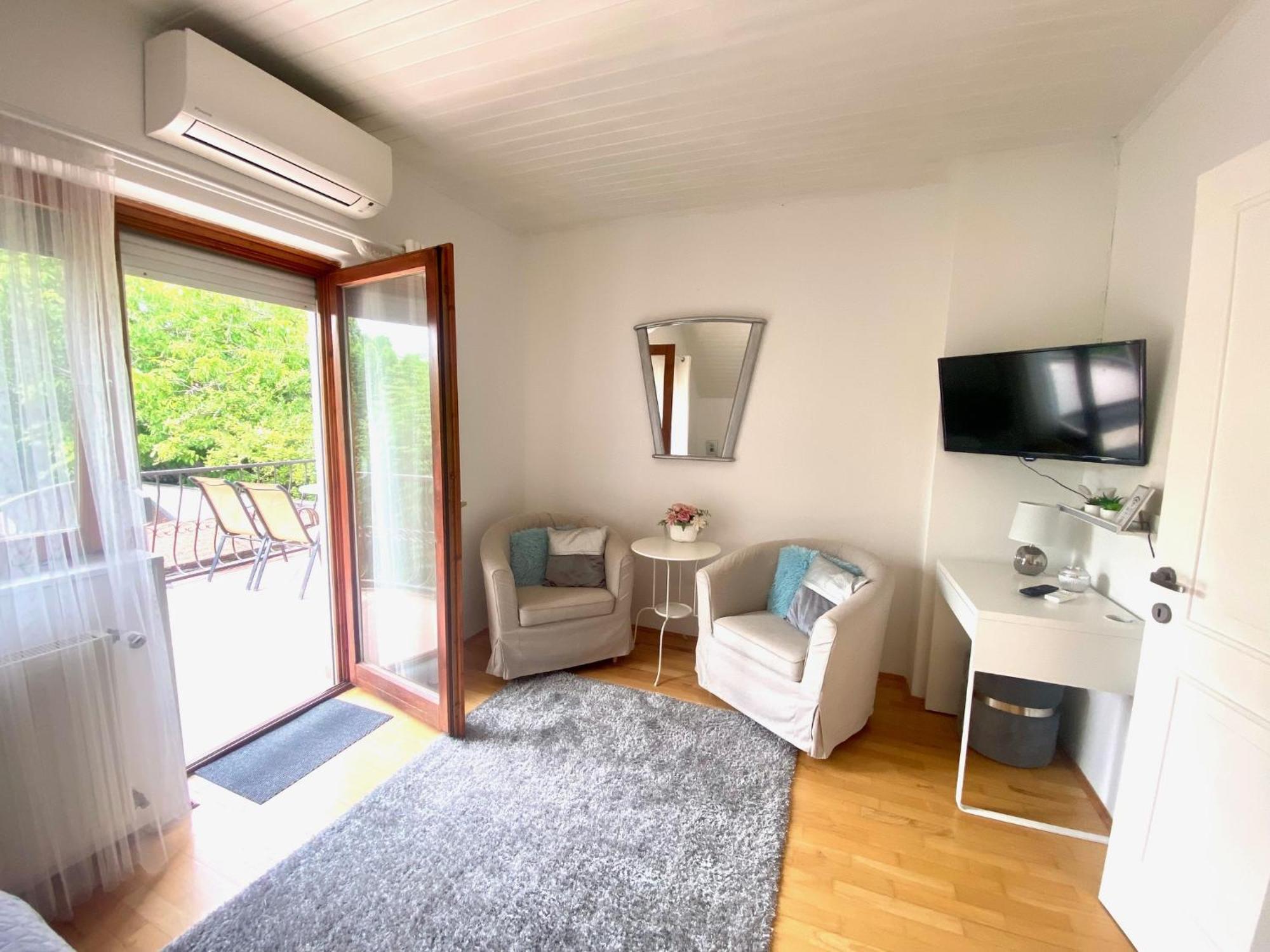 Do-Ti Apartmanhaz Balatonlelle Exteriör bild